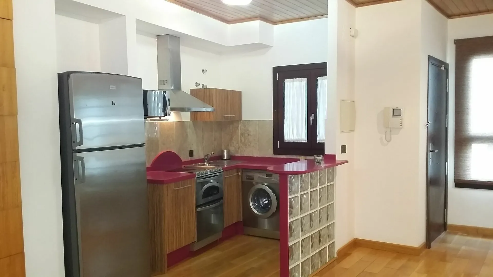 Lägenhet Carreteria Premium By Caleta Homes Málaga Spanien